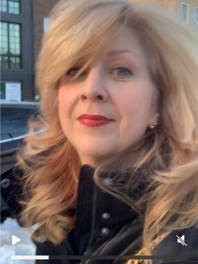 Meet your Posher, Sharon
